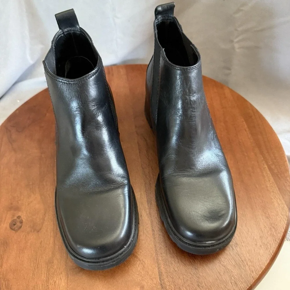 Bass Vintage Chelsea Boots Women Black Leather Lug Sole Pull On Ankle Boots 10M‎